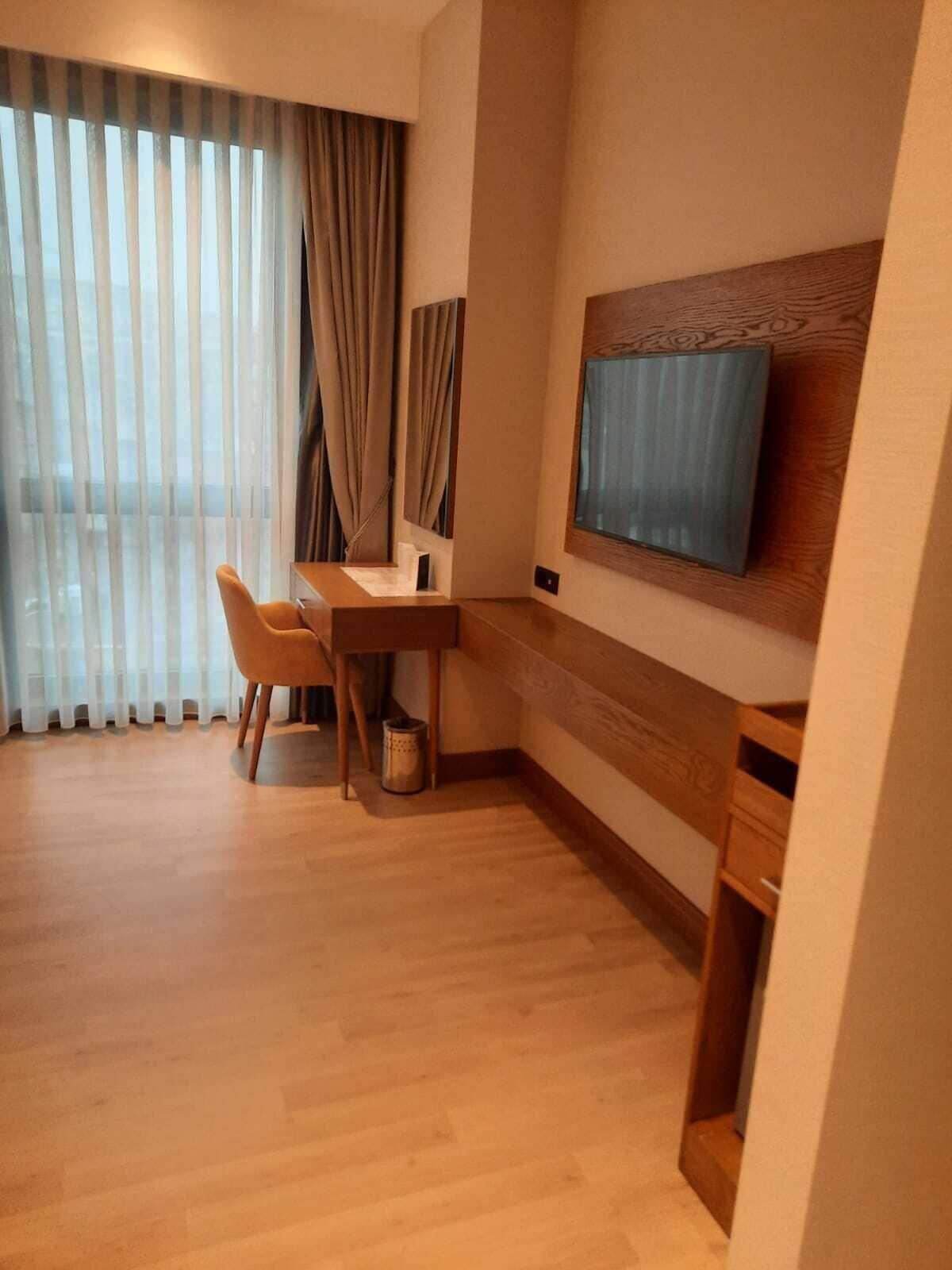 Cher Hotel & Spa Taksim Estambul Exterior foto A room at the hotel