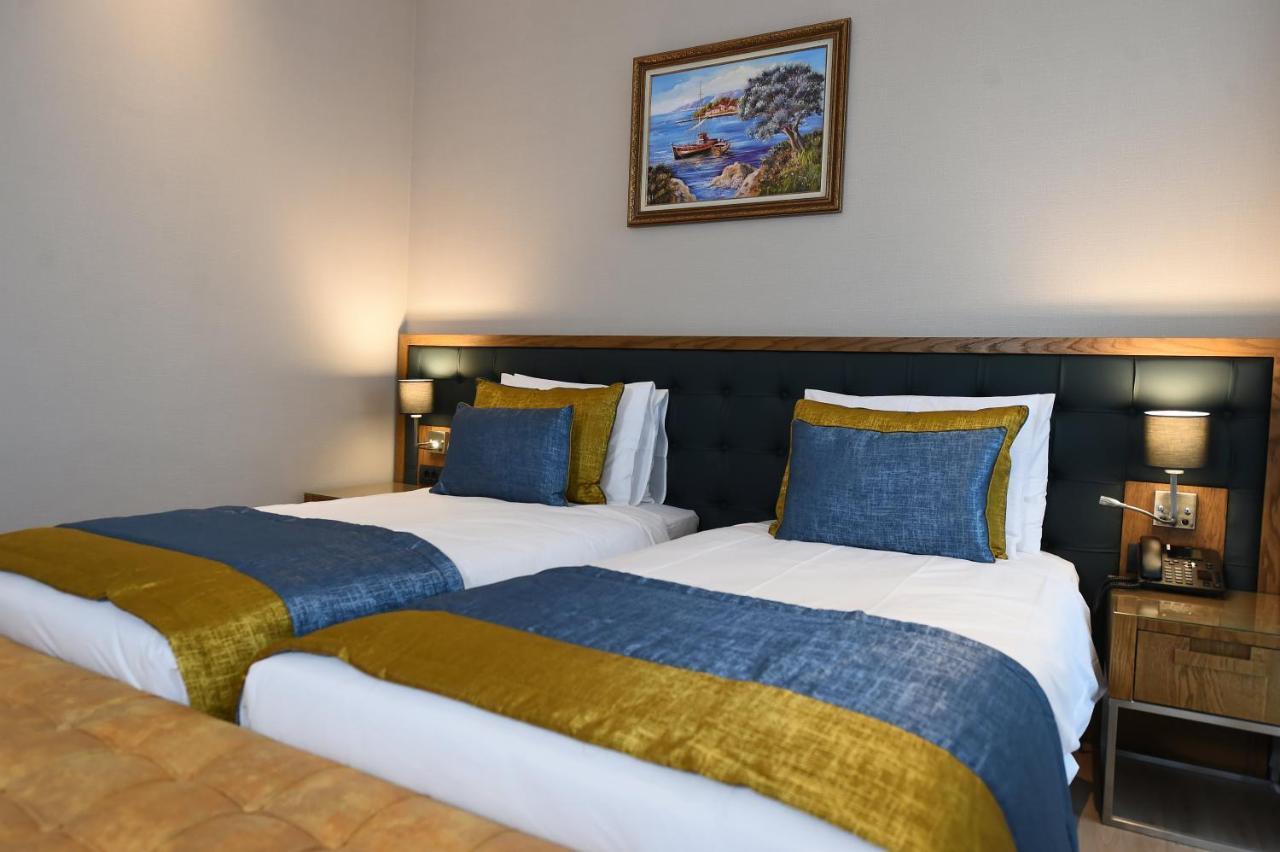 Cher Hotel & Spa Taksim Estambul Exterior foto A bedroom at the hotel